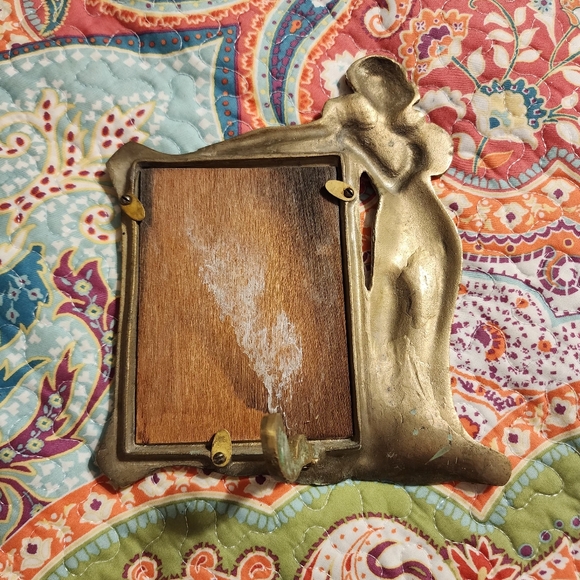 Vintage Art Nouveau Brass Picture Frame, Woman Holding Frame - Picture 5 of 10